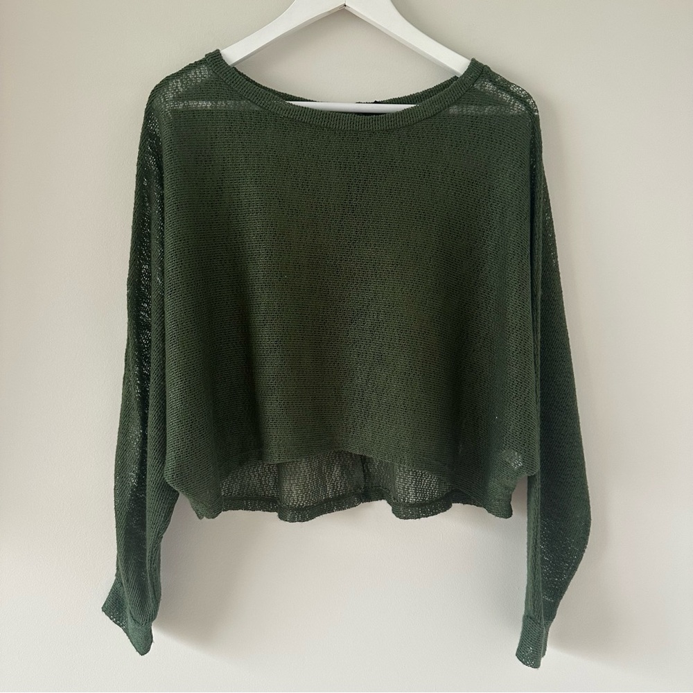 Savvi Sheer Mesh Slouchy Long Sleeve Workout Top Forest Green Womens Size Medium